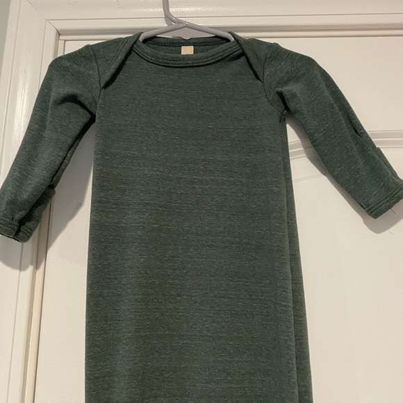 Childhoods Clothing Ribbed Knotted Sleeper. Balsam color. Size 0-3. Brand New. - Picture 2 of 3